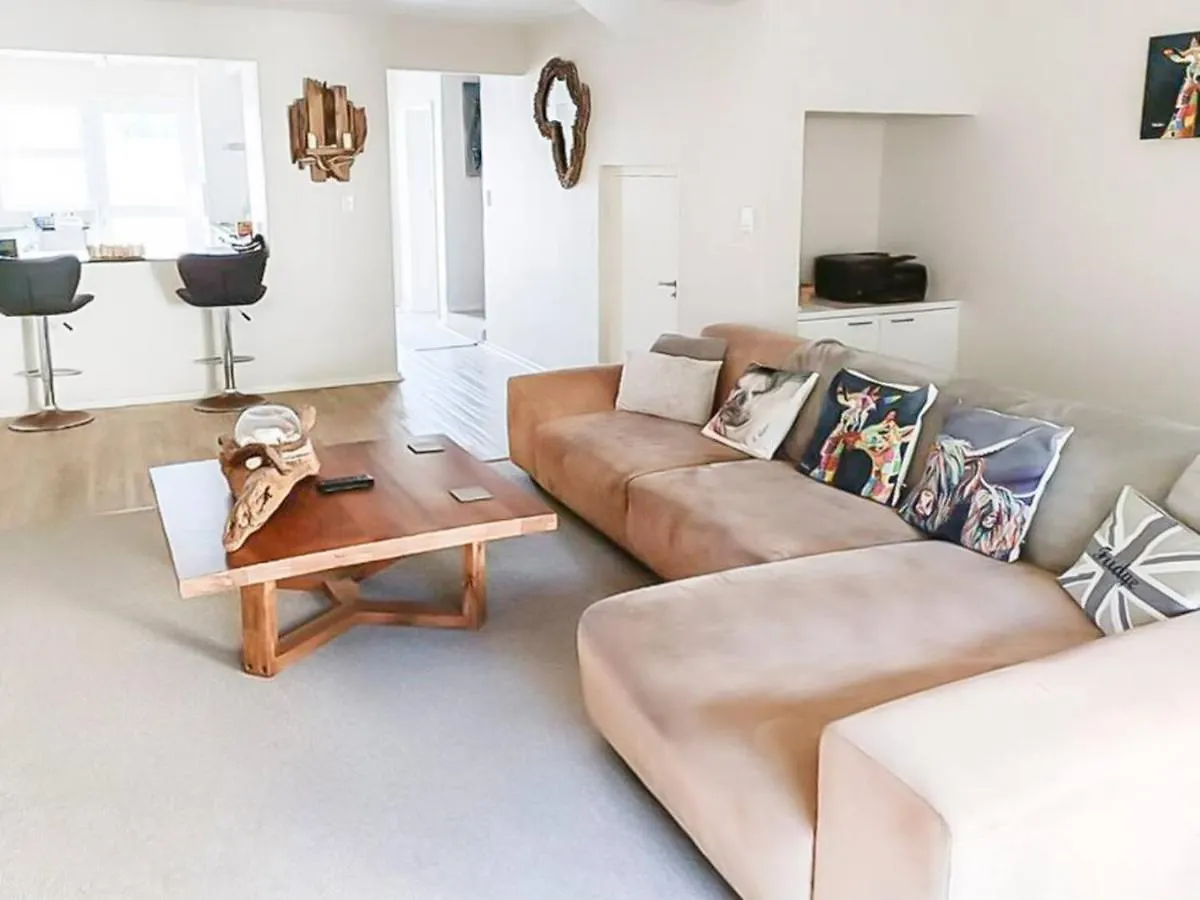 Holiday home Island Home Woodbridge Island Milnerton Cape Town